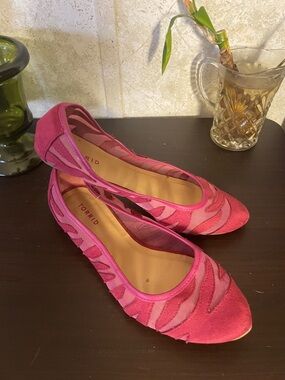 torrid Hot Pink faux Suede & Mesh Cutout Ballet Flats